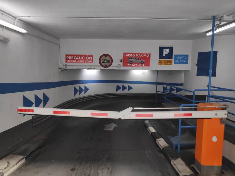 Service image