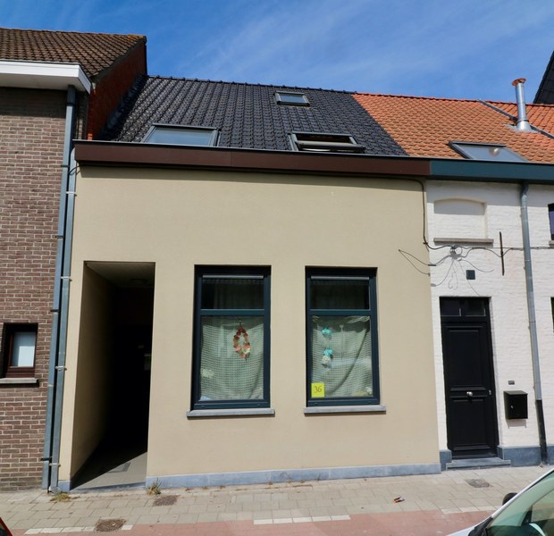 Service image