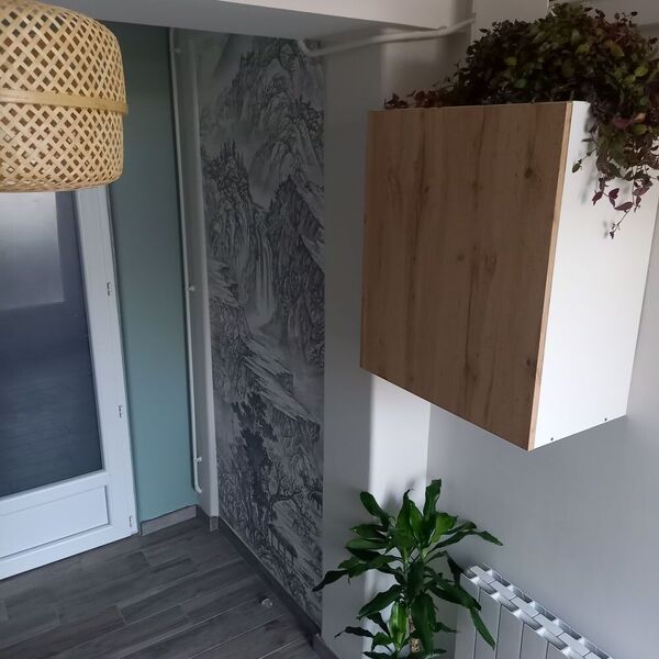 photo de la salle d'attente du cabinet de réflexologie plantaire et des conseils en aromathérapie sur Saint-Etienne.