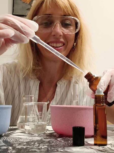 elodie allibert réflexologue plantaire et conseillère en aromathérapie à Saint-Etienne.