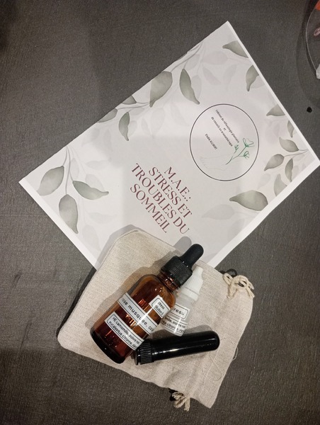 Atelier d'aromathérapie sur le thème du stress et des troubles du sommeil le 13 septembre 2024 au cabinet de réflexologie plantaire et de coseils en aromathérapie avec Elodie ALLIBERT à Saint-Etienne.