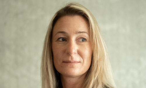 Bună, sunt Irina și te invit să îți oferi un moment de relaxare și grijă autentică pentru corpul tău. Fiecare ședință de masaj este gândită pentru a reduce tensiunea musculară, a susține recuperarea și a aduce o stare profundă de calm și revitalizare, într-un spațiu dedicat echilibrului și wellbeing-ului. Te aștept să descoperi beneficiile unei experiențe personalizate de masaj.