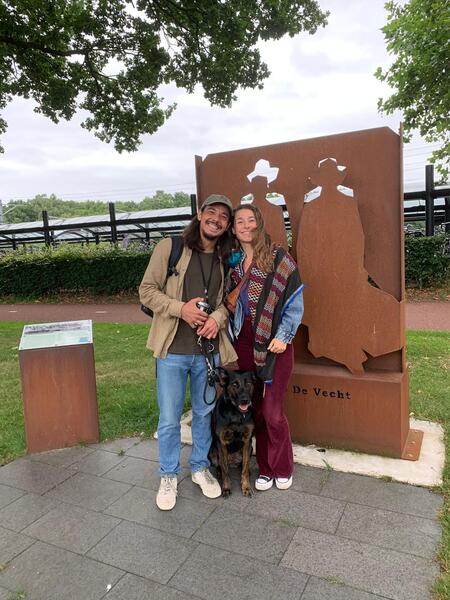 Stelletje leert elkaar beter kennen met een outdoor escape in Dalfsen: samen de natuur in, 100% offline—speuren, lachen, verbinden.