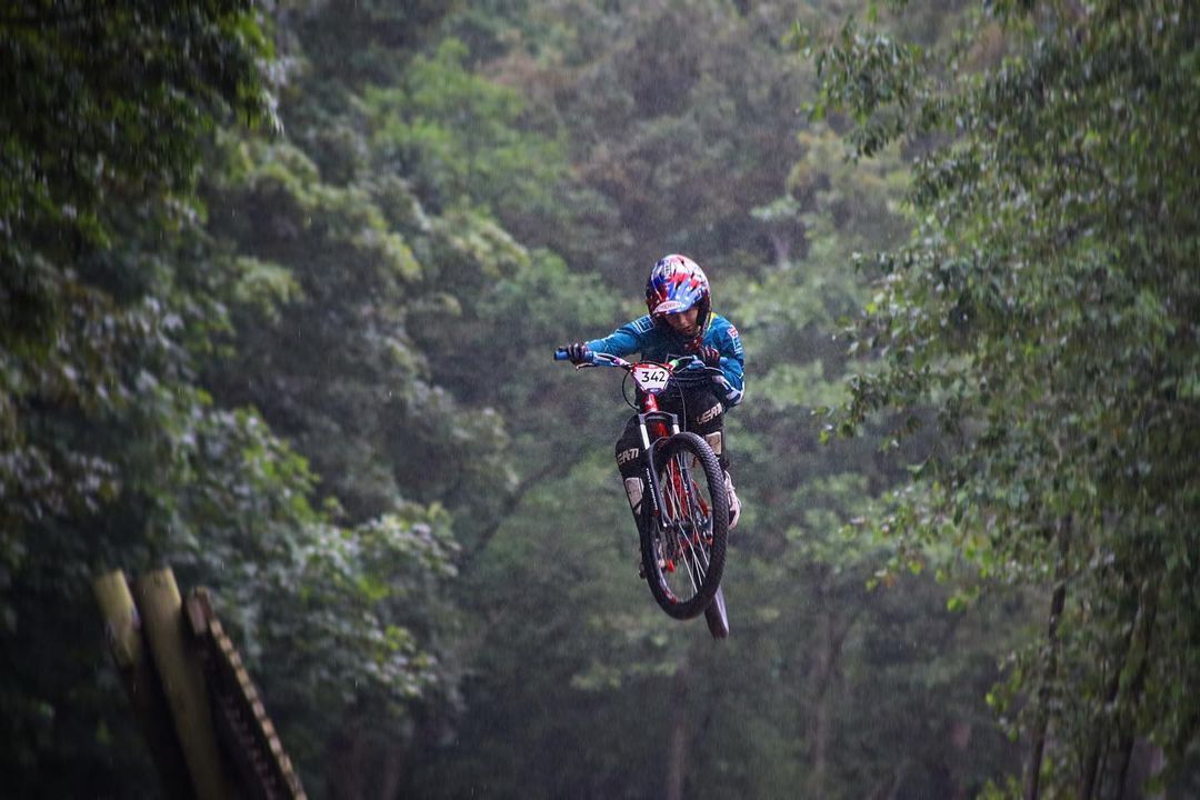 Schedule online with Pimbo Bike Park on Booking.page