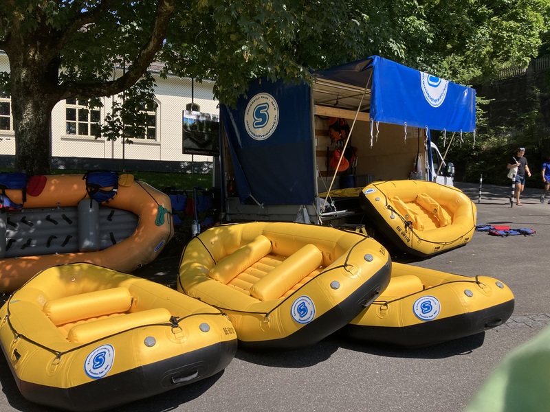 Schlauchbootvermietung.ch, die Bootsvermietung mit dem grossem „S“ wie Super freundlich Super Sicher