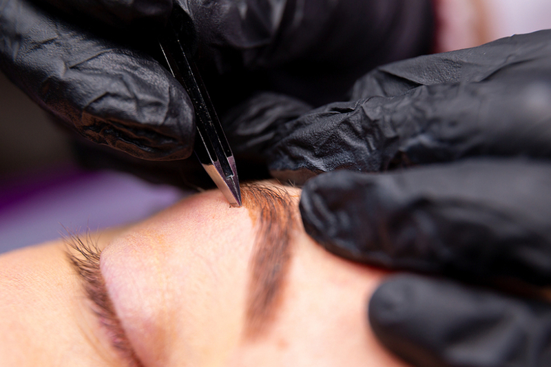 Microblading Or Powder Brows? Key Differences Explained