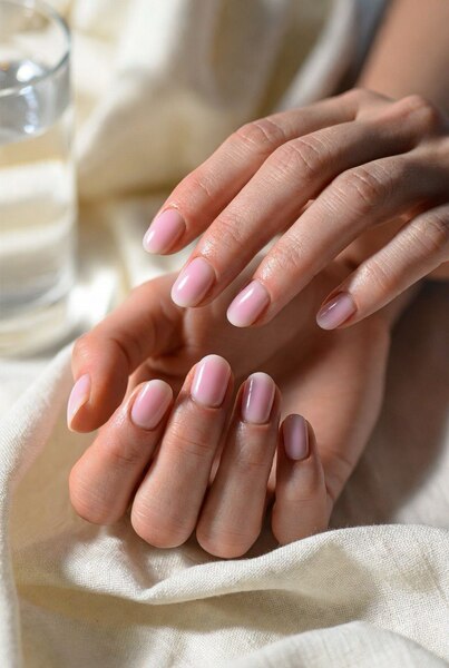 La bellezza più autentica è quella che non grida, ma si lascia scoprire da vicino.
