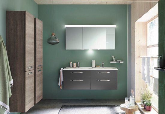 Service image